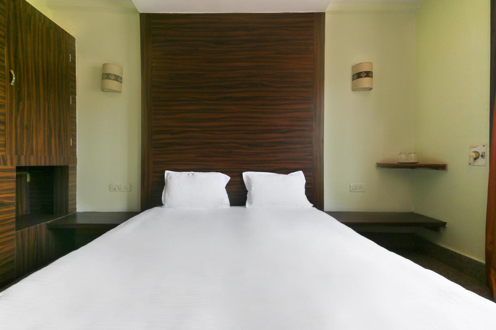 Hotel O Venkatesh Leela Hotel Ponda ภายนอก รูปภาพ